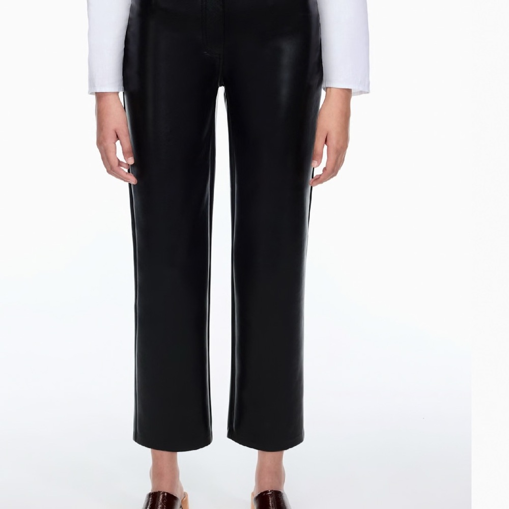 Aritzia Wilfred Melina crop